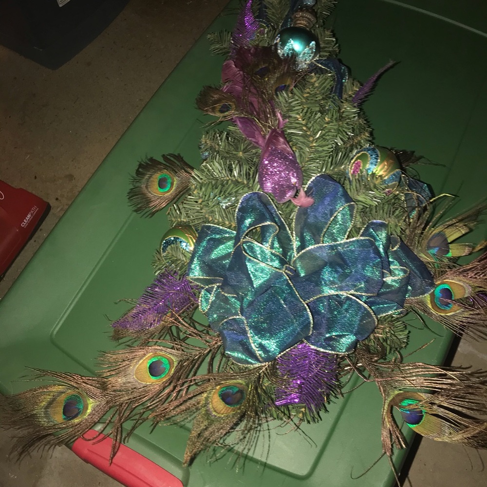 Peacock wreath